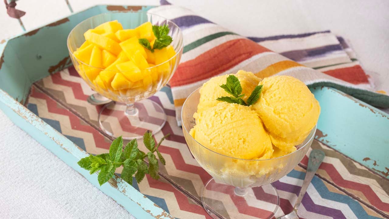 Helado casero de mango. 4 INGREDIENTES