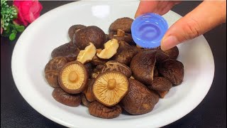 太多人不知道，泡香菇最忌直接用水，教你五星酒店不外传的小秘诀