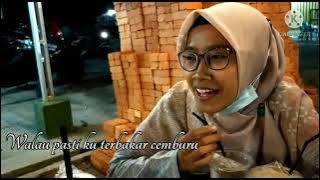 Lirik Lagu 'Ade Govinda' - 'Tanpa Batas Waktu' cover 'Tami Aulia'