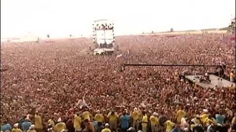 DMX live performance at wood  stock 1999 RUFF RIDERS ANTHEM & SLIPPING