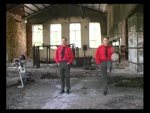 Rymdreglage - Sparka boll