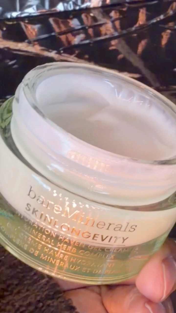 bareMinerals Skinlongevity hydration haven gel cream - YouTube