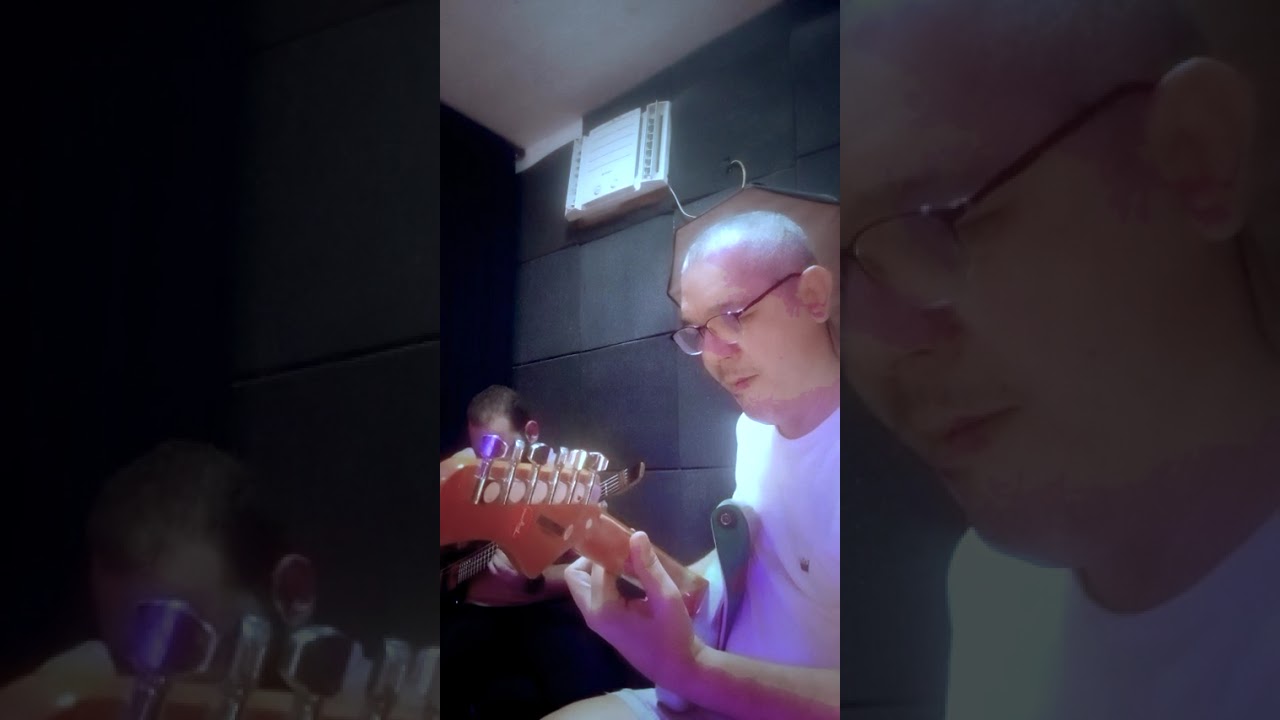 Autumn Leaves - Nildo Racine 