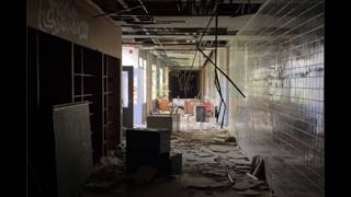 POV: Exploring an Abandoned Elementary School left Destroyed for Years...