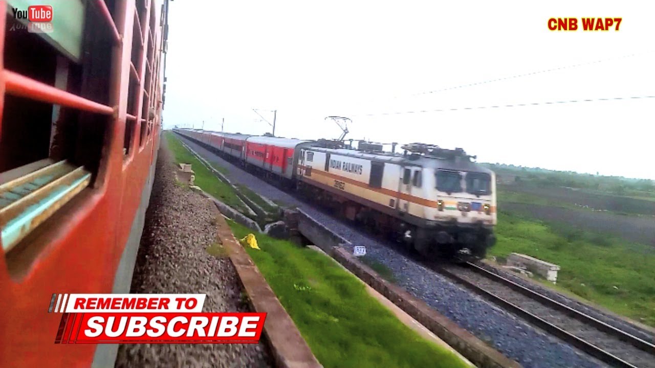 Nanded Express 16593 | Hazur Sahib Nanded Express Crossing | Karnataka Express at ...