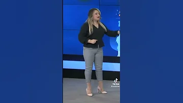 فضيحة مقدمة الأحوال الجوية على التلفزيون الجزائري 