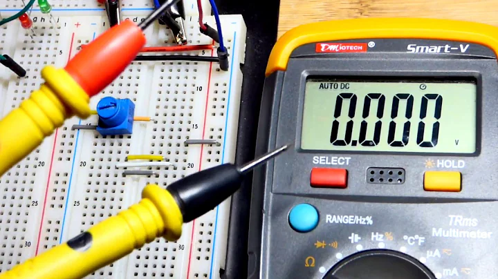 Quick voltage divider circuit or variable resistor using trimmer potentiometer trimpot component
