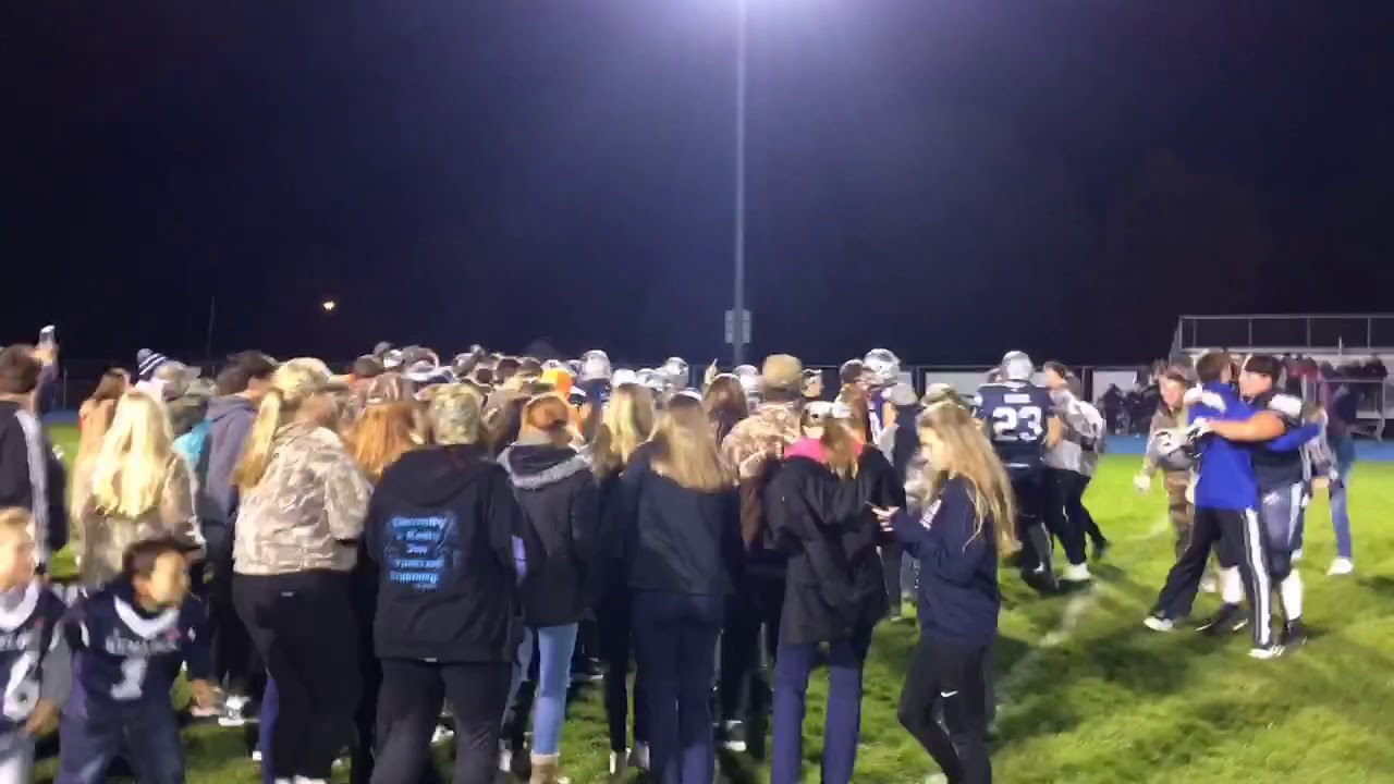 Hemlock fans storm field after win over Ithaca