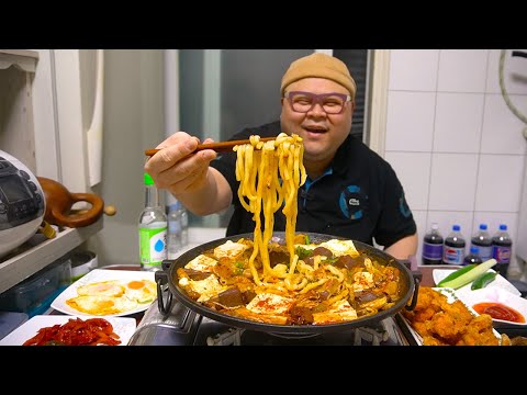 해장국먹방  Korean special <strong>Hangover</strong> Soup Mukbang Eatingshow
