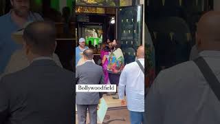 Celebrity Nita Ambani showers love on her son&daughter-in-law! #trending #viralvideo #shorts #nitaambani Wealth