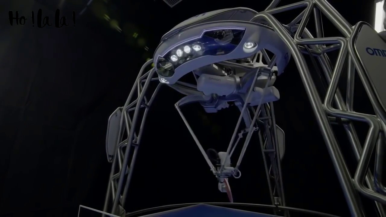 Omron Forpheus, le premier robot professeur de Ping Pong