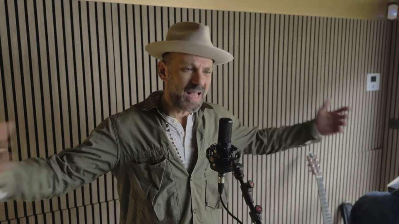 Don't Dream It's Over