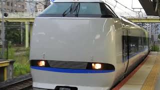 683系4000番台　[特急]サンダーバード39号金沢行き　新大阪駅到着