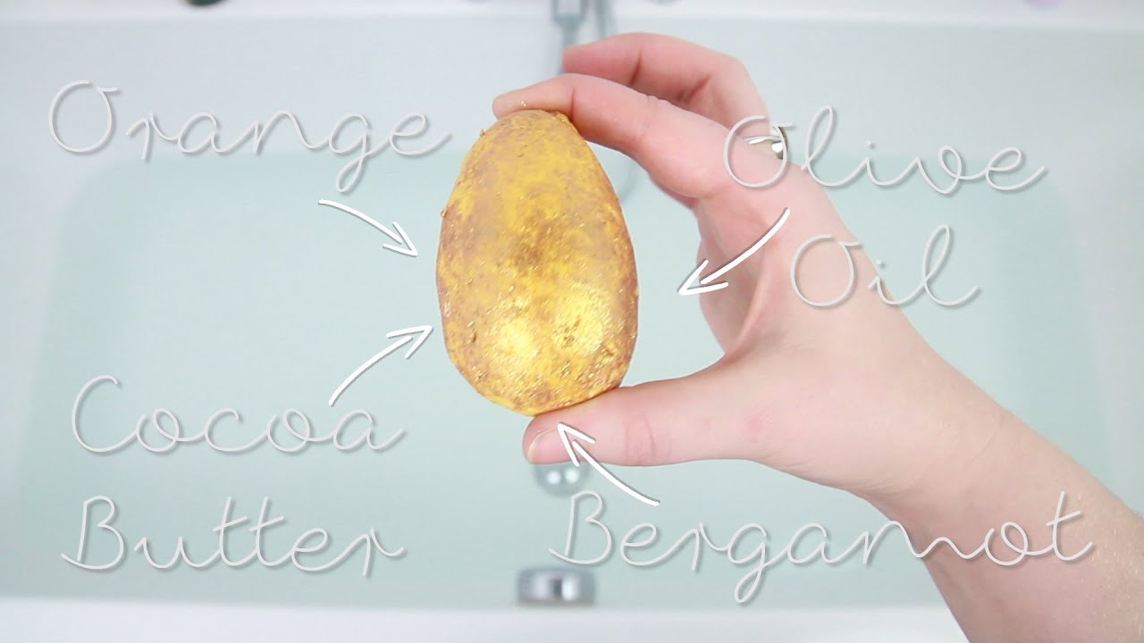 Lush Cosmetics : Golden Egg Bath Bomb Demo