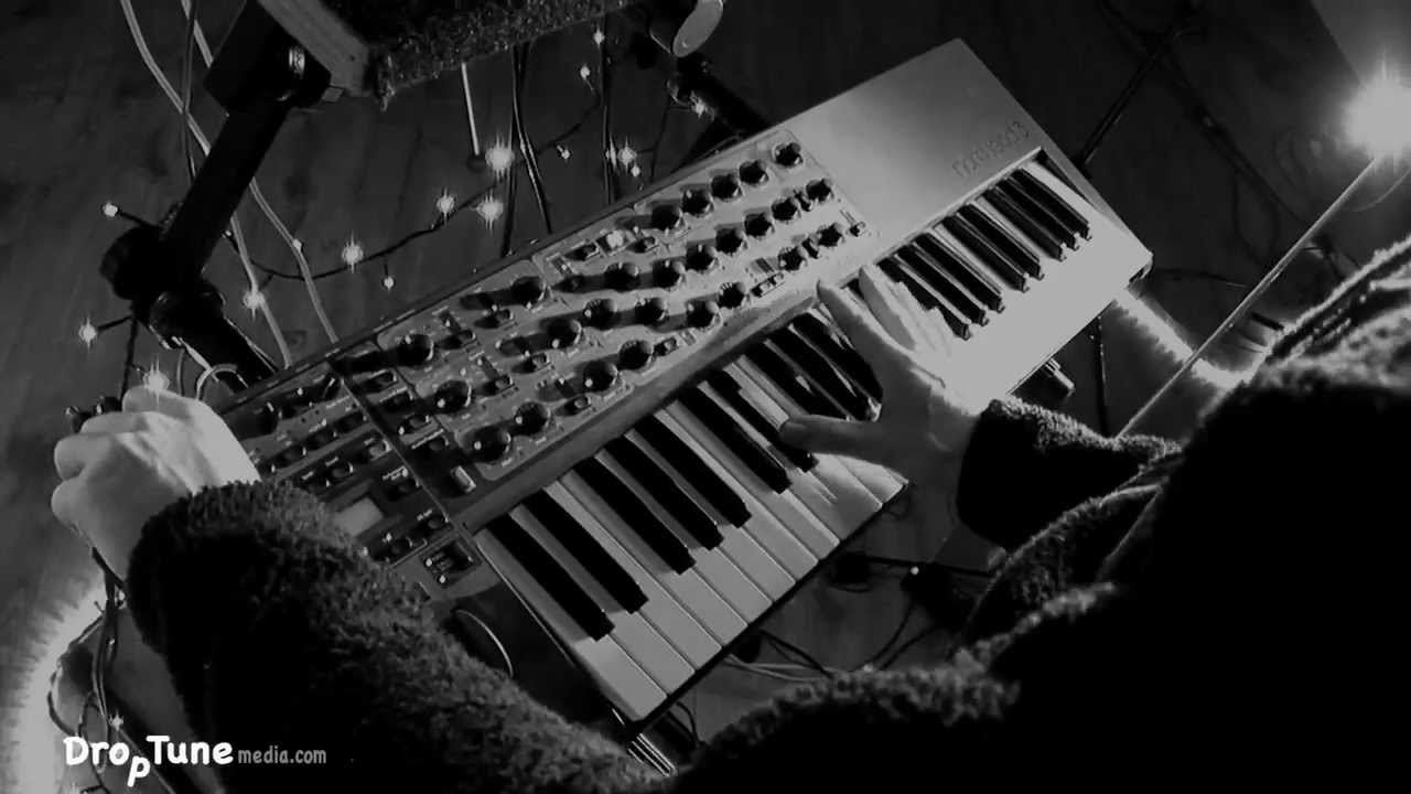 RocketNumberNine - Lone Raver