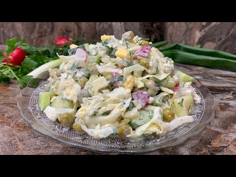 Витаминный салат ,от которого я не могу отказаться ! Очень вкусный и готовиться за 5 минут.
