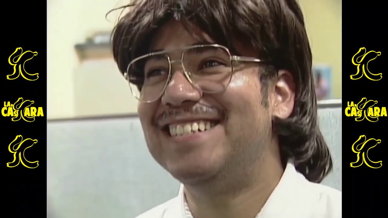 Fernando El Funcionario I Trabaja En La Empresa Privada