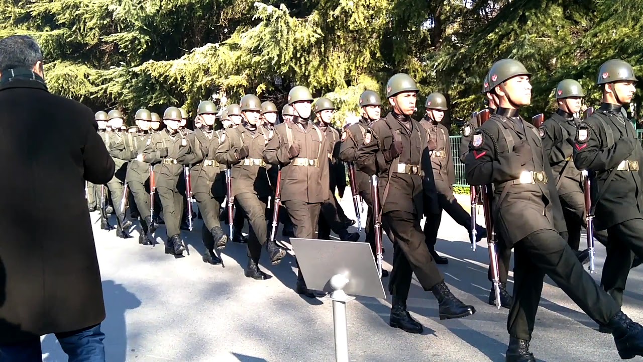 Askeri Cenaze merasimleri uygulama değişmiş TEŞRİK TEKBİRİ İLE