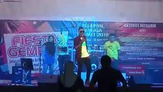 Download lagu Gurauan Berkasih ( Cover ) feat Abby Amran @Teluk Intan - Perak
