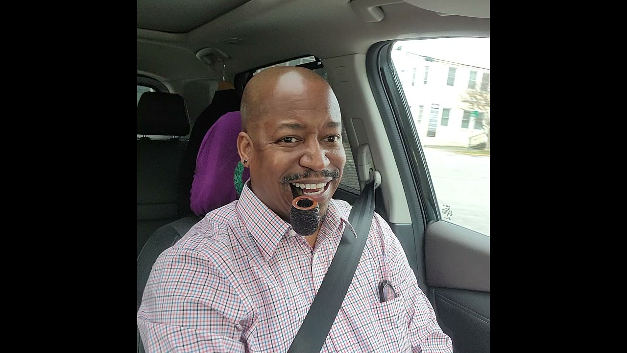 Pipe: Savinelli; Tobacco: Mac Baren Golden Blend Review.