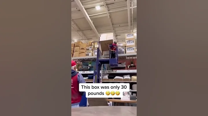 Lowe’s employee screaming for help for a 30 pound box!