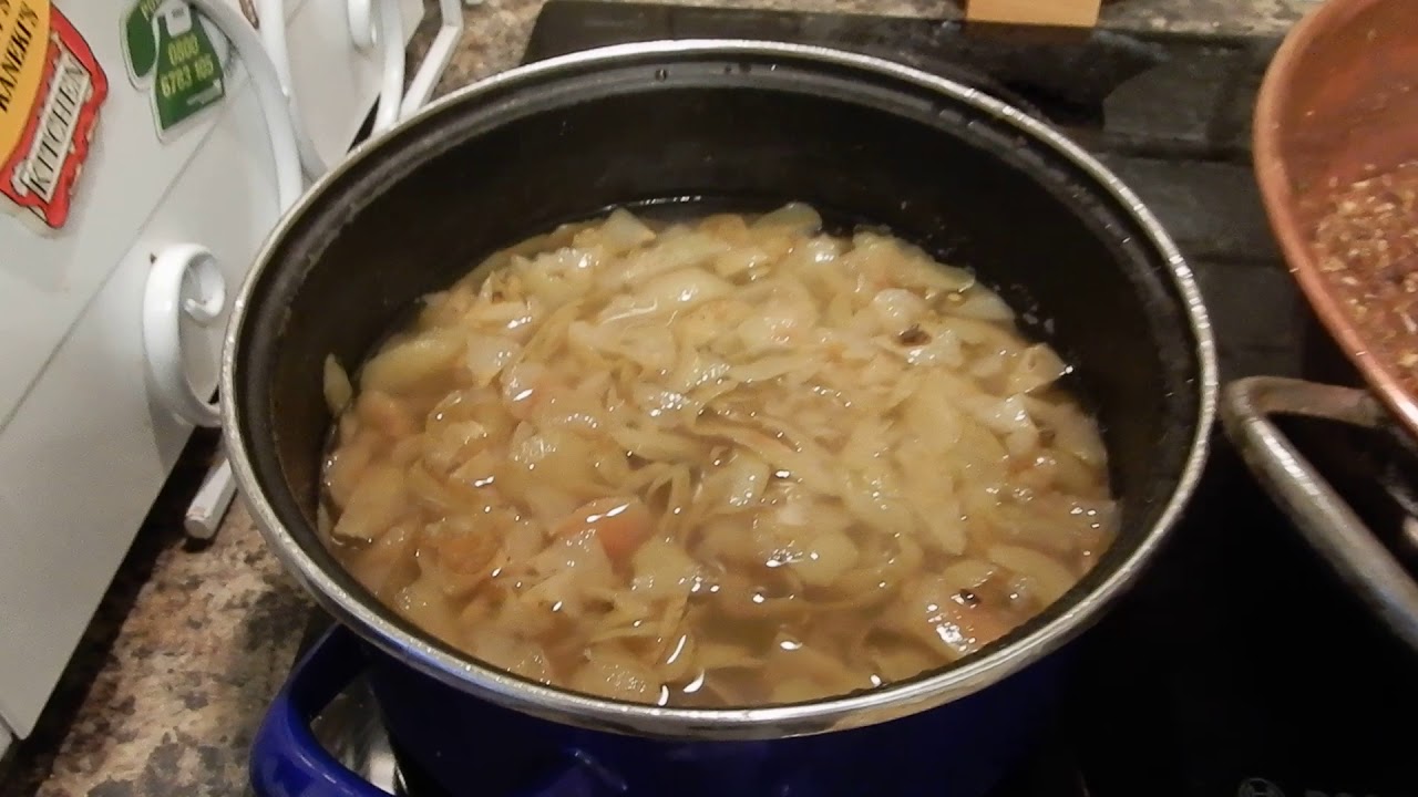 Apple Jelly Making with Peelings