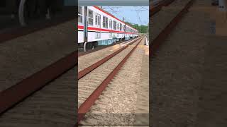 KRL JR 203 TUJUAN AKHIR PARUNG PANJANG MELINTAS DARI ARAH SERPONG #trainzsimulatorandroid #daop1
