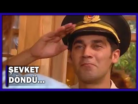 Şevket Askerden Döndü! Evde Büyük Sevinç! - Yaprak Dökümü 1.Bölüm