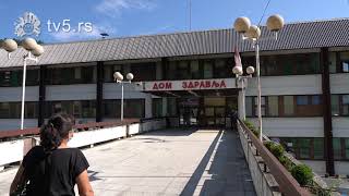 TV 5 - Pregledi na korona virus u Domu zdravlja u Priboju su se naglo povećali.