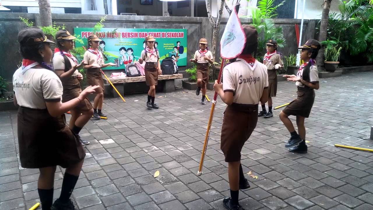 Tutorial Yell SD 3 Legian Bali by  Ardanareswari