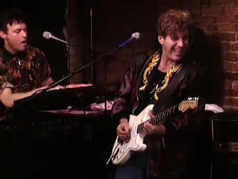 Putar Mirage/Mony Mony Reprise - Tommy James & The Shondells