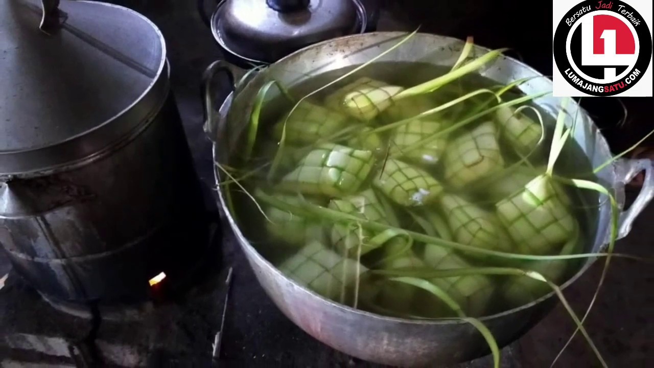 Ketupat Tumang Khas Lumajang 