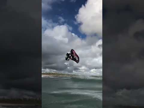 طاح على راسة