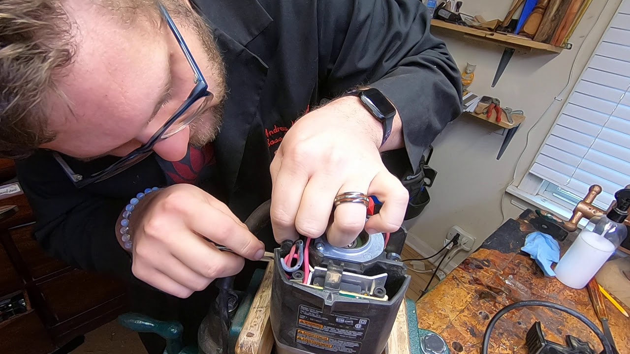 How to change the brushes on a Porter Cable 7518 router