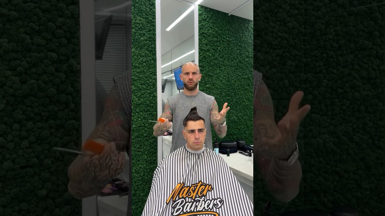 #fademaster #hairsalon #barber #fadecut #haircutting #midfade #hairsalonservices #fadestyle #hair