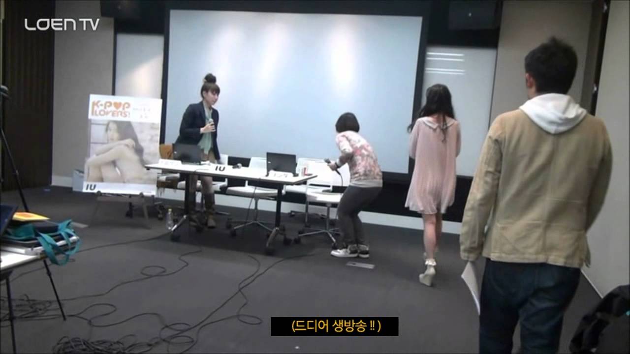 {2012 LOEN TV} - IU(아이유) IN JAPAN ①