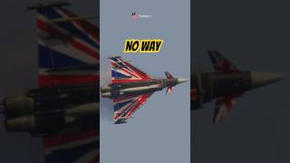 Eurofighter mesmerising wing vapour during tight G turns