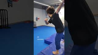 b-twist tips #cheungdokwan #wongchukhang #fortresshill #discoverybay