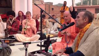 HG Bada Haridas Prabhu's kirtan at the Prema Sarovara 5.11.2013