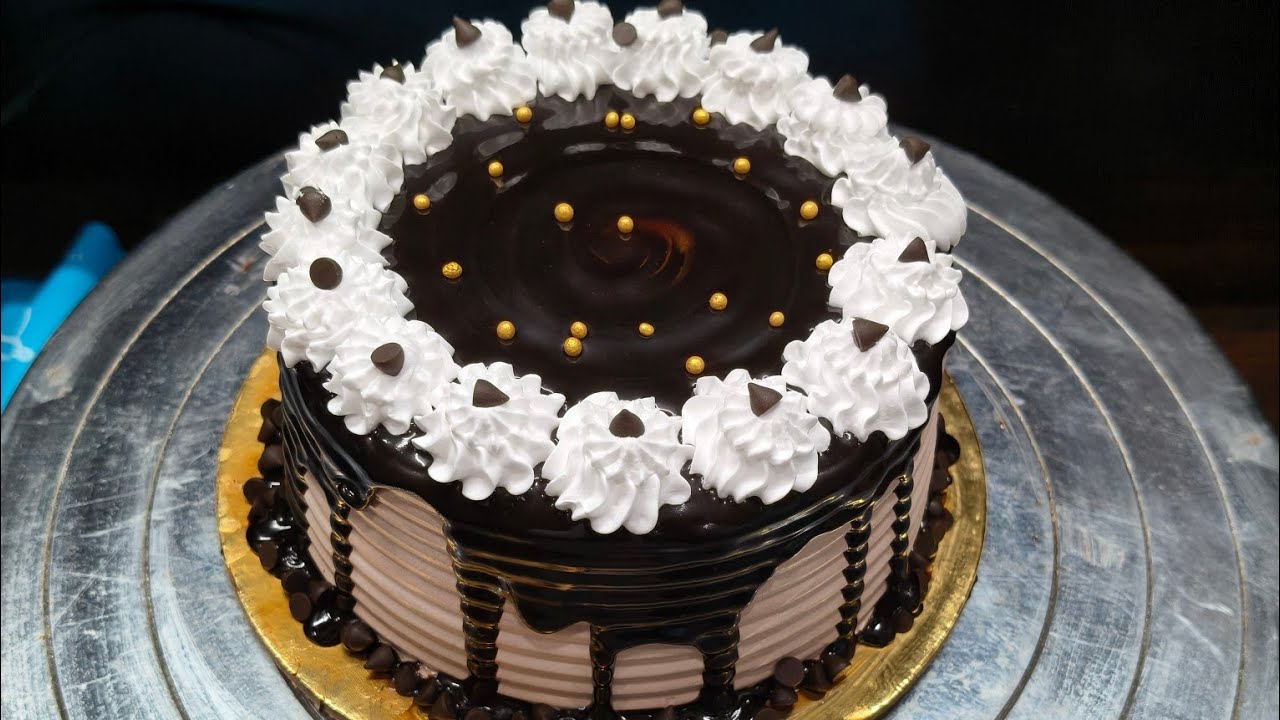 DUTCH CHOCOLATE CAKE II DESIGN II BIRTHDAY CAKE II DESIGN II 🎂🎂 II CHOCOLATE CAKE II 