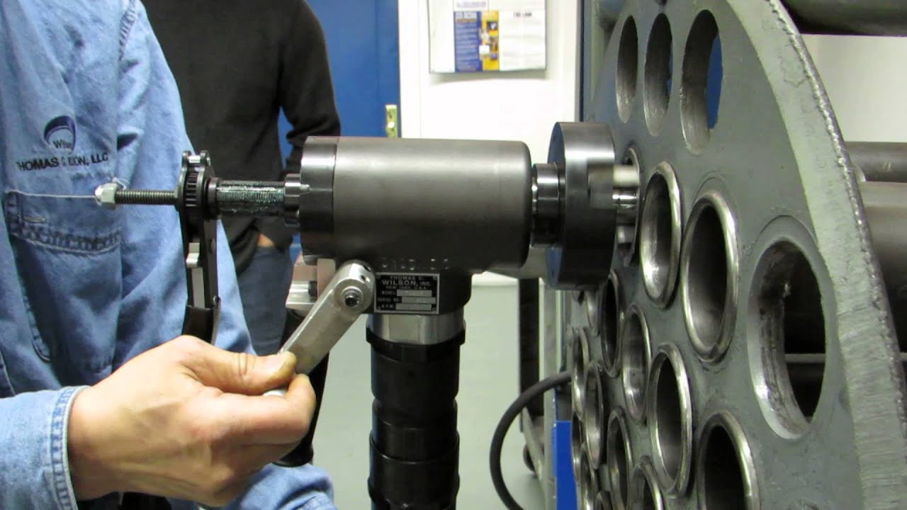 BISELADORA T.C. WILSON EN FUNCIONAMIENTO - SERVITOOL SAS