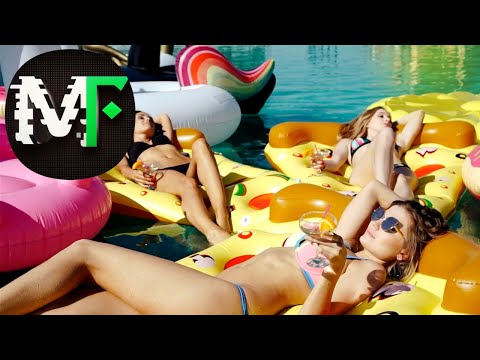 Mira Whisky & Pijama  -   Chelas Rivas en YouTube