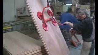 Vacuum Lifters - Door And Window Industry.wmv