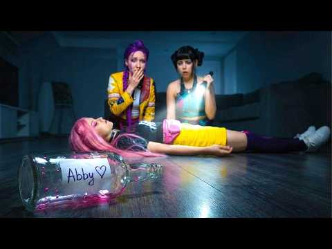 O Que Aconteceu com Rumi? 😲 Jinu VS Zoey VS Mira