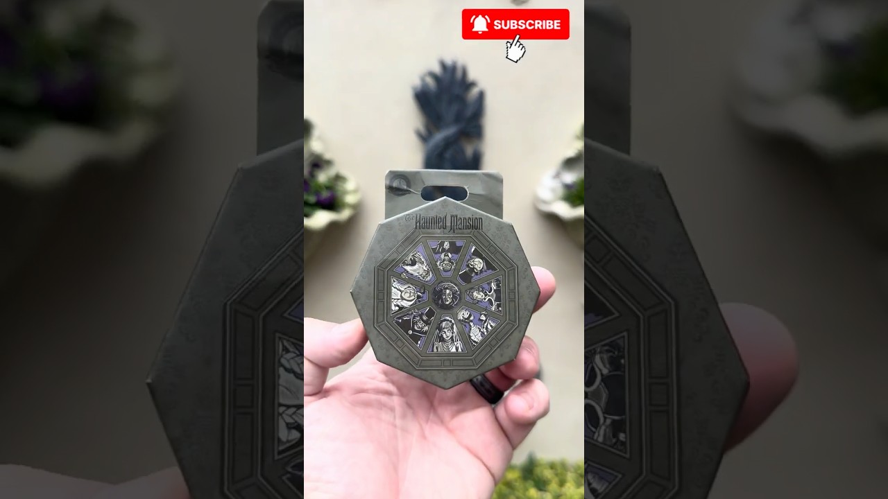NEW Haunted Mansion Mystery Pin Unboxing! | Disneyland 2025 👻🎃 