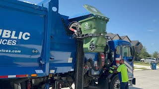 Republic Services Peterbilt 520 McNeilus ZR Side Loader Garbage Truck Packing Out on Recycling 