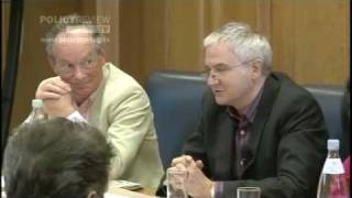 Pandemic: Does the Global Media spread Information or Panic