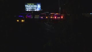 Albuquerque police investigate deadly crash along I-25