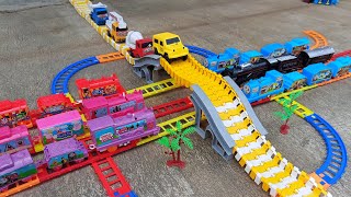 Mencari dan Merakit kereta api diesel classic adaptation, kereta api Thomas And Friends trackmaster