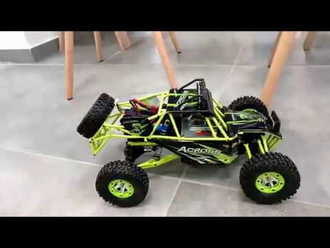 מכונית על שלט - WLToys 12428